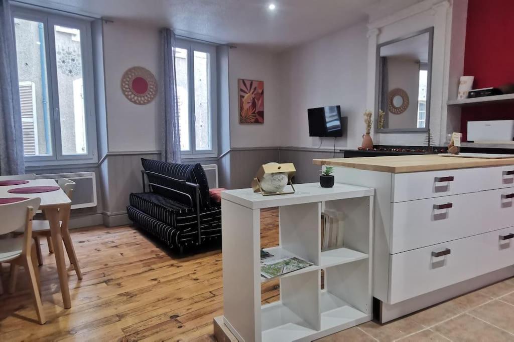 Charmant Appartement Centre Historique De Foix Ngoại thất bức ảnh